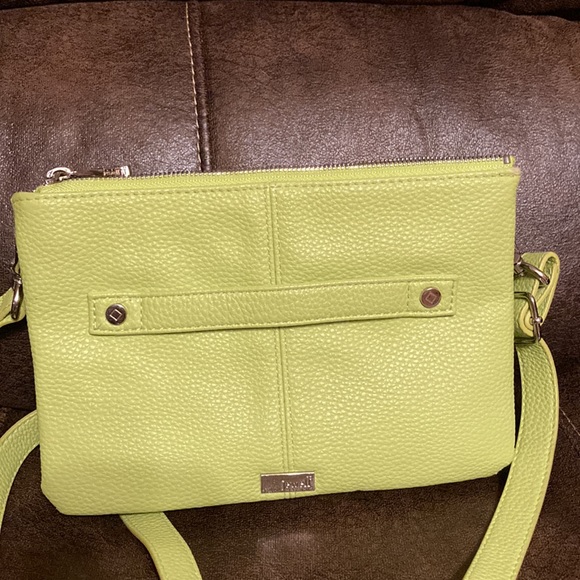 Crossover Bag in a beautiful lime green. - Picture 6 of 6